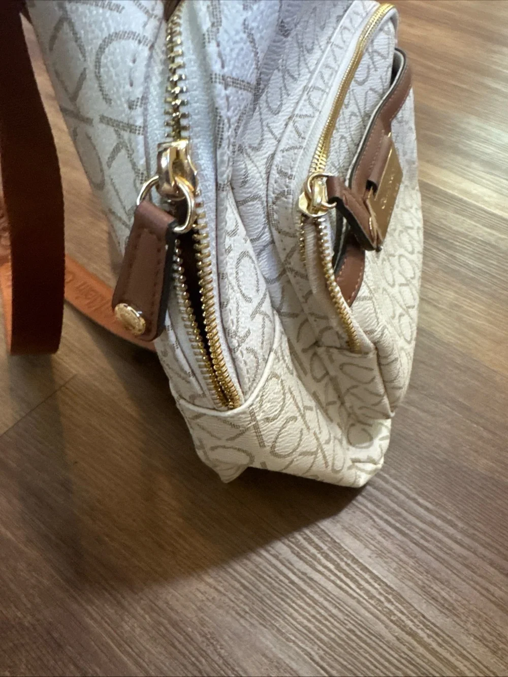 Calvin Klein Women's Backpack **BROKEN ZIPPER DISCOUNT**